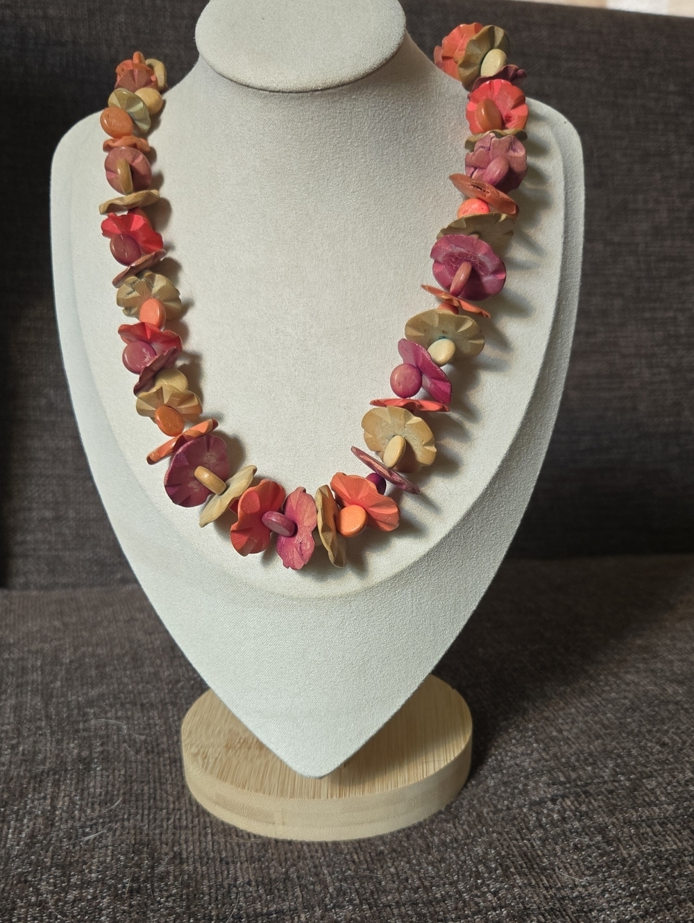 Vintage Handcrafted Floral Wood Bead Necklace - Pink, Tan & Purple💫